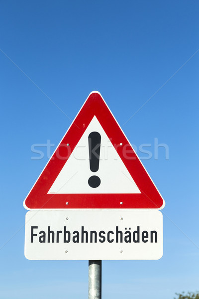 [[stock_photo]]: Signe · de · rue · rue · dommage · avertissement · icône · ciel · bleu