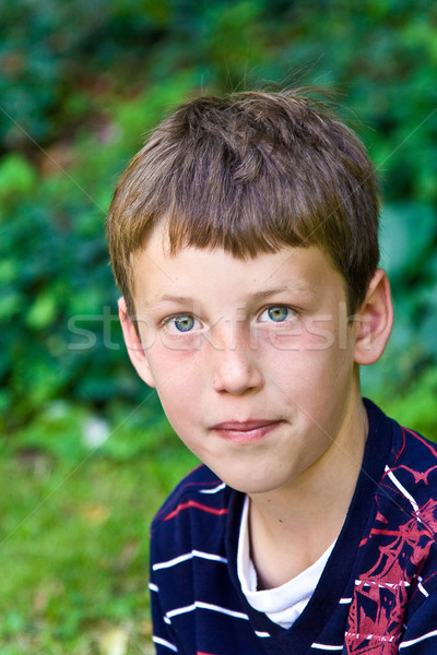 Portret vriendelijk ernstig naar kinderen Stockfoto © meinzahn