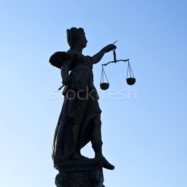 Statua signora giustizia Francoforte sul Meno soldi Foto d'archivio © meinzahn