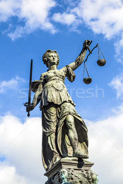 Signora giustizia scultura piazza Francoforte sul Meno libertà Foto d'archivio © meinzahn