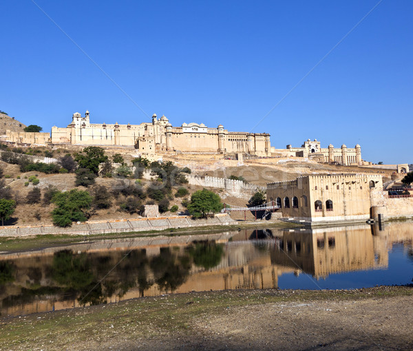 famous Amber Fort in Jaipur Stock photo © meinzahn