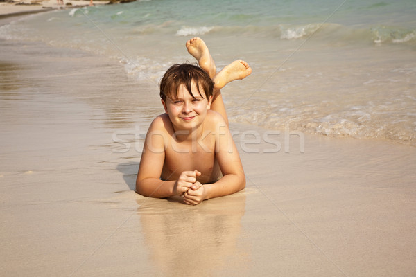 Plaj erkek su bakıyor Stok fotoğraf © meinzahn
