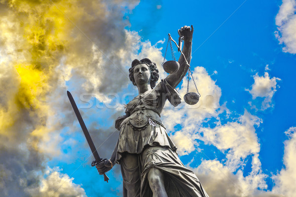 Imagine de stoc: Statuie · doamnă · justiţie · Frankfurt · afaceri · femeie