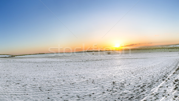 Belo nascer do sol inverno paisagem ruim céu Foto stock © meinzahn