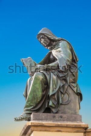 Estátua inventor livro impressão Frankfurt Alemanha Foto stock © meinzahn