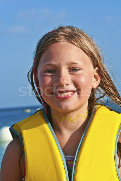 Genç kız plaj ıslak saç sevimli kız Stok fotoğraf © meinzahn