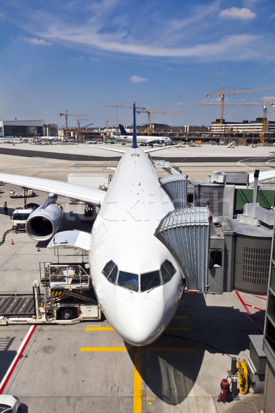 ストックフォト: 航空機 · 指 · 公園 · 位置 · 空港 · 空気