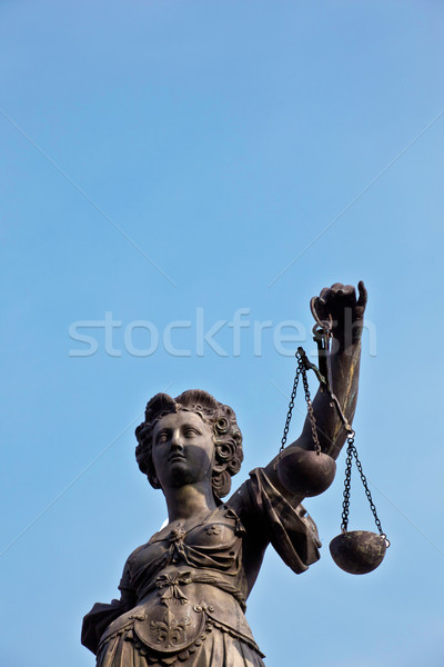 Posąg pani sprawiedliwości Frankfurt działalności Zdjęcia stock © meinzahn