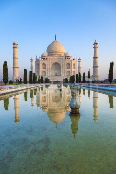 Taj Mahal India riflessione acqua cielo blu Foto d'archivio © meinzahn