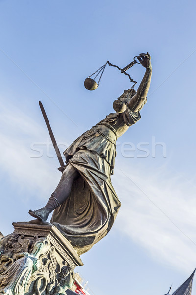 雕像 女士 正義 法蘭克福 德國 天空 商業照片 © meinzahn