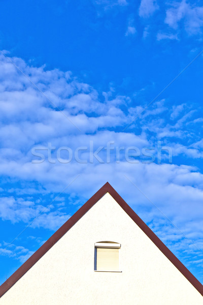 Stockfoto: Algemeen · eengezinswoning · voorstads- · blauwe · hemel · hemel · bouw