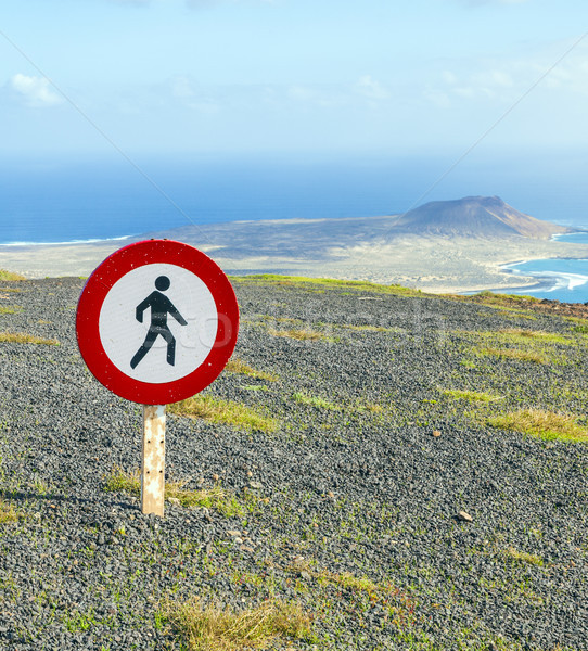 tresspassing forbidden because of dangerous cliffs Stock photo © meinzahn