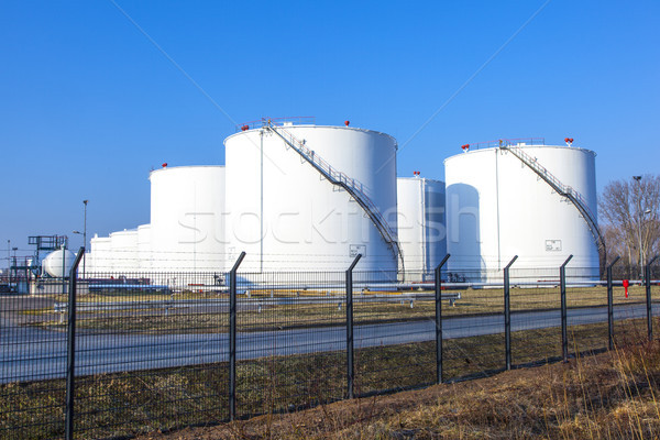 Stockfoto: Witte · tank · boerderij · blauwe · hemel · bouw · achtergrond