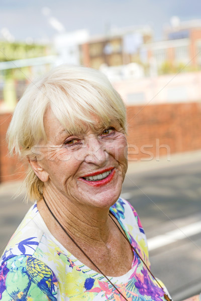 Sorridente atraente senior mulher feliz Foto stock © meinzahn