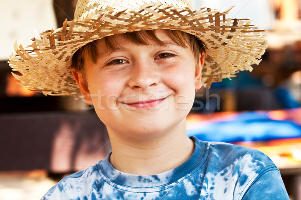 Foto d'archivio: Paglietta · felice · sorrisi · sorriso · occhi