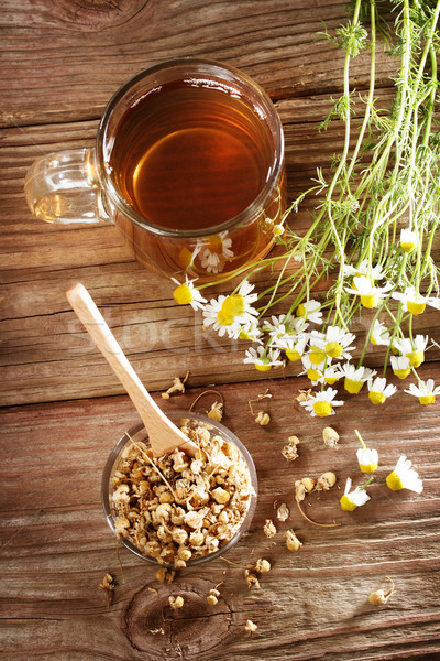 Manzanilla té té de hierbas secado frescos flores Foto stock © Melpomene