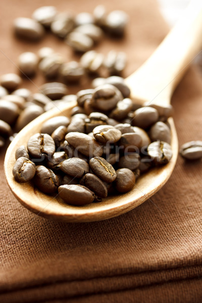 Boabe de cafea maro pânză alimente lingură Imagine de stoc © Melpomene