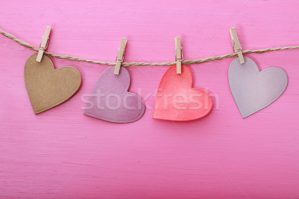 Foto stock: Papel · corações · enforcamento · corda · rosa