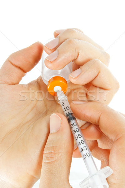 Mână seringă flacon alb medical Imagine de stoc © Melpomene