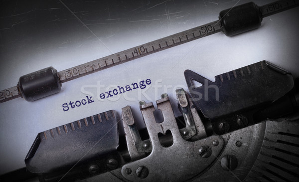 Jahrgang Inschrift alten Schreibmaschine Börse Hintergrund Stock foto © michaklootwijk