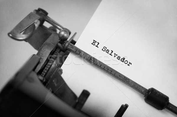 Vechi maşină de scris El Salvador ţară scrisoare Imagine de stoc © michaklootwijk