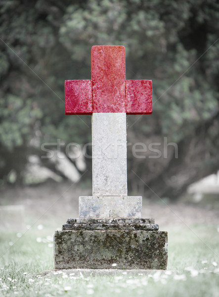 Grafsteen begraafplaats Indonesië oude verweerde vlag Stockfoto © michaklootwijk