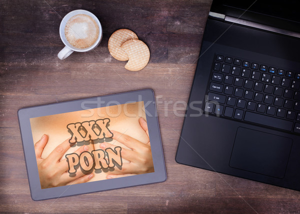 検索 を ポルノの xxx タブレット コンピュータ ストックフォト © michaklootwijk