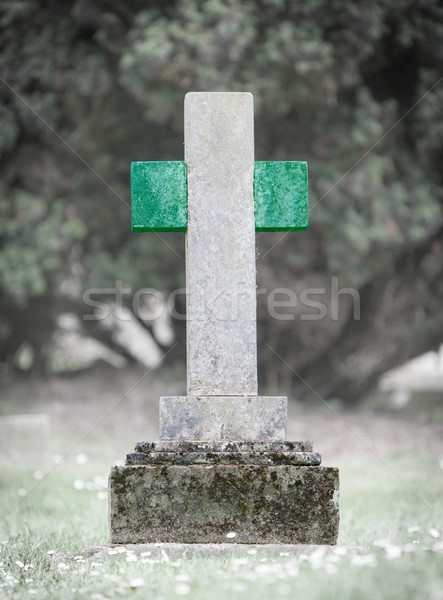 Grabstein Friedhof Nigeria alten verwitterten Gras Stock foto © michaklootwijk