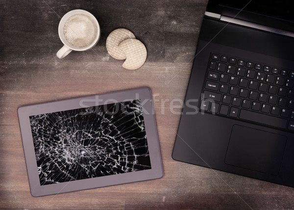 Tablet computer with broken glass Stock photo © michaklootwijk