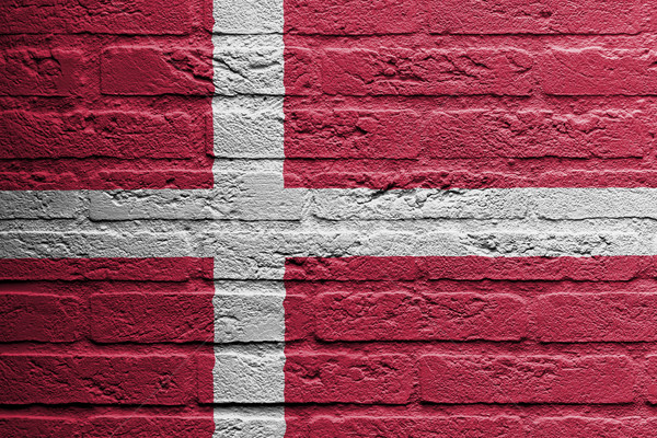Muur schilderij vlag Denemarken geïsoleerd baksteen Stockfoto © michaklootwijk