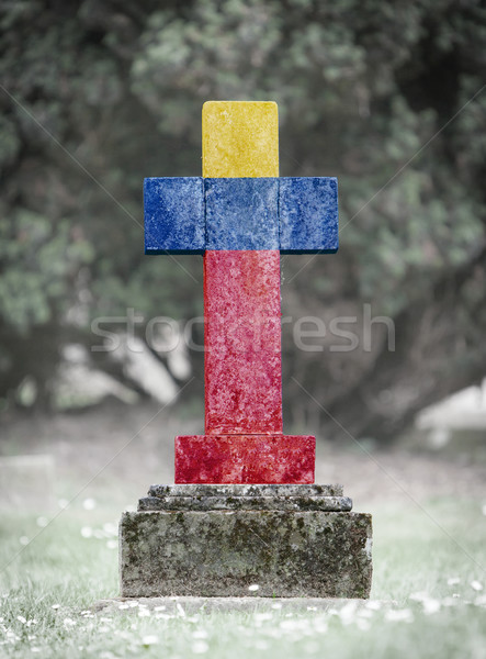 [[stock_photo]]: Pierre · tombale · cimetière · Colombie · vieux · patiné · herbe