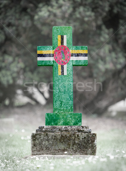 Mezar taşı mezarlık Dominika eski yıpranmış çim Stok fotoğraf © michaklootwijk