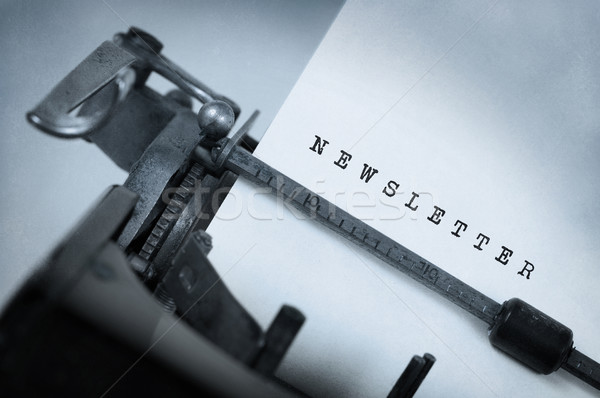 Jahrgang Inschrift alten Schreibmaschine Newsletter Business Stock foto © michaklootwijk
