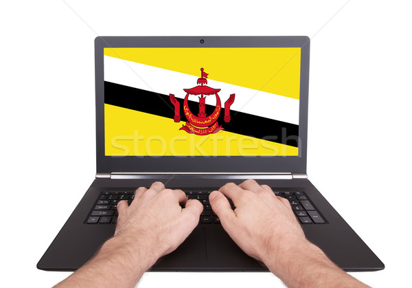 Stockfoto: Handen · werken · laptop · Brunei · tonen · scherm