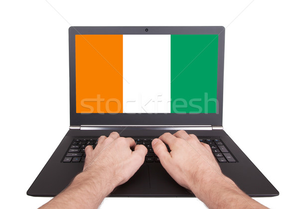 Mani lavoro laptop Irlanda schermo Foto d'archivio © michaklootwijk