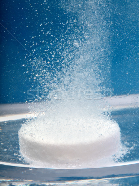 Tablet cam su tıp mavi hapları Stok fotoğraf © mikdam