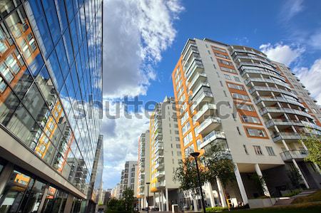 Modernen Wohnungen blauer Himmel Himmel Haus Wand Stock foto © mikdam