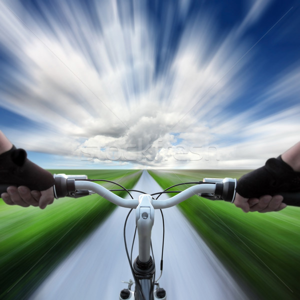 Hegyikerékpározás természet jókedv bicikli sebesség biciklizik Stock fotó © mikdam