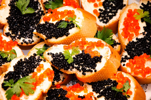 Scump alimente caviar fundal pâine roşu Imagine de stoc © mikhail_ulyannik