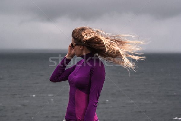 Portret piękna młoda kobieta długo blond włosy twarz Zdjęcia stock © MikhailMishchenko