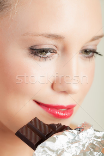 甜 咬 肖像 漂亮 年輕女子 商業照片 © MikLav