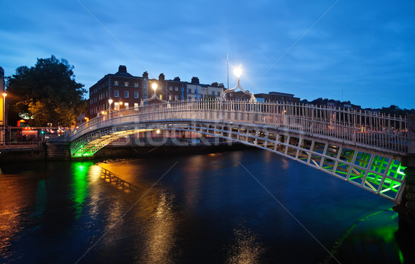 Сток-фото: моста · Дублин · сумерки · воды · синий · архитектура
