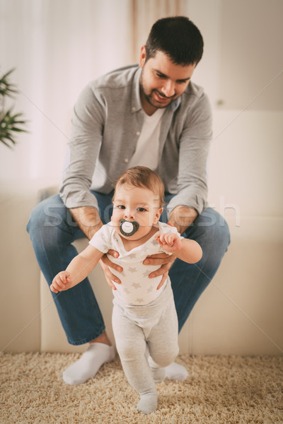 [[stock_photo]]: Peu · garçon · père · belle · jeunes · papa