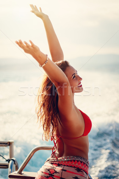 Stock fotó: Nyár · megnyugtató · gyönyörű · fiatal · nő · élvezi · hajóút