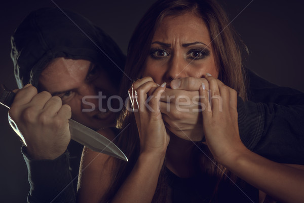 安靜 年輕女子 受害者 暴力 男子 刀 商業照片 © MilanMarkovic78