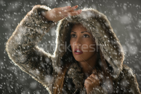Kız yol kar fırtınası portre güzel Stok fotoğraf © MilanMarkovic78