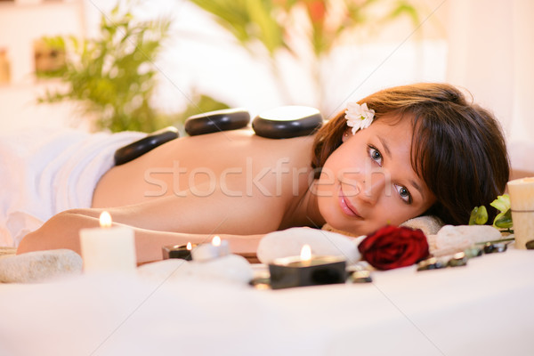 Therapie jonge mooie vrouw ontspannen genieten steen Stockfoto © MilanMarkovic78