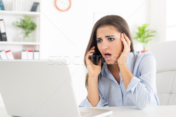 Enttäuschend Business rufen jungen business woman Büro Stock foto © MilanMarkovic78