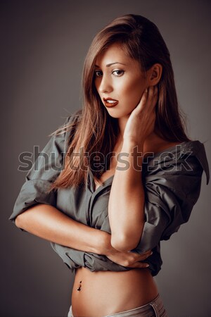 Bağımlılık genç kadın uyuşturucu bağımlılığı kemer etrafında kol Stok fotoğraf © MilanMarkovic78