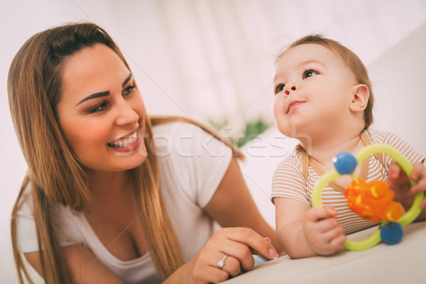 ストックフォト: 少年 · 母親 · 美しい · 赤ちゃん